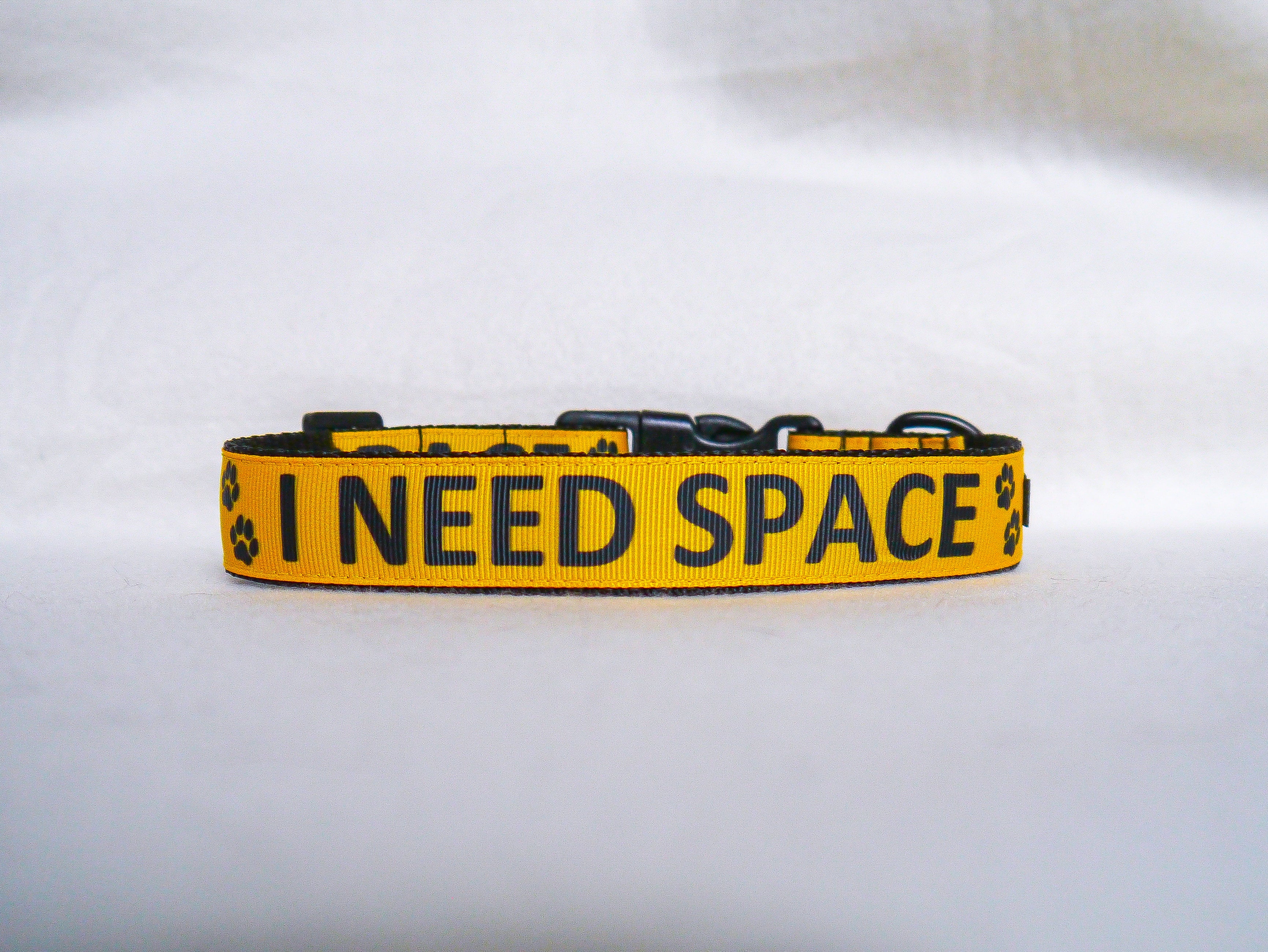 Collar "I need space" | 2.5 cm wide