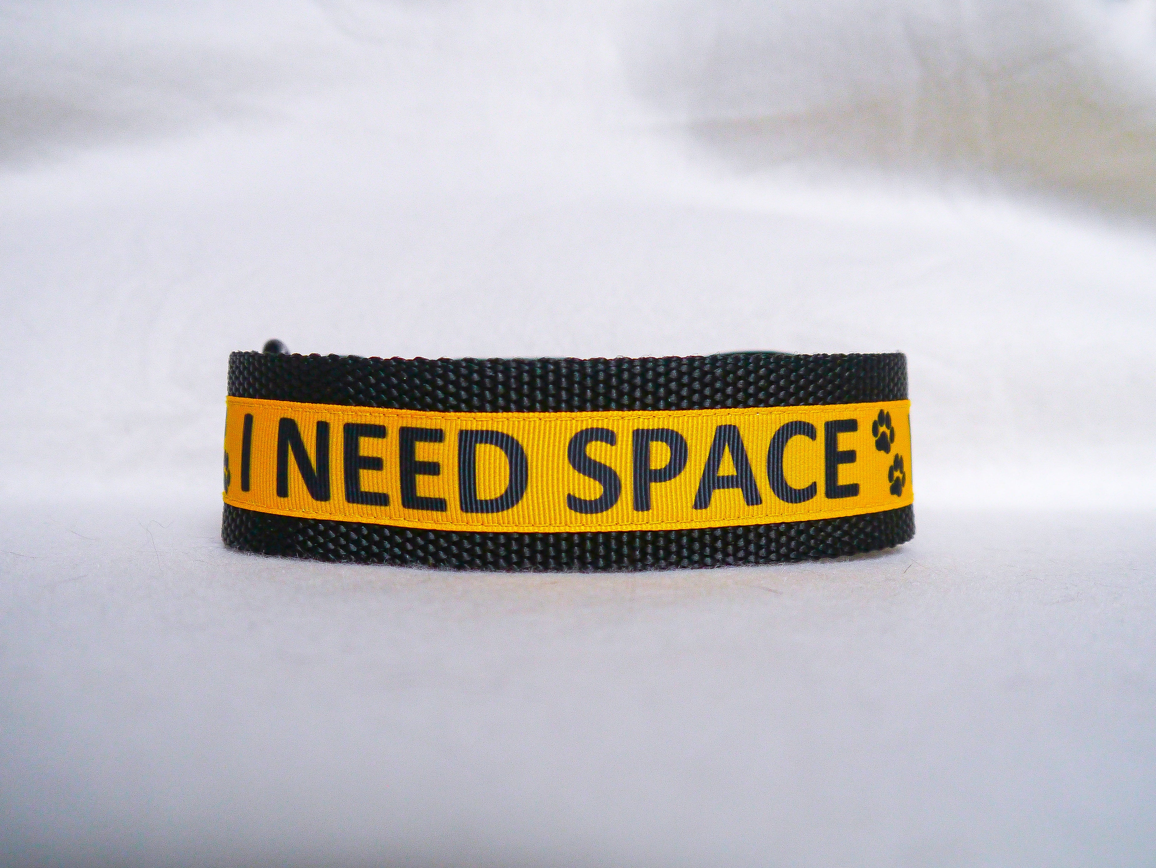 Antkaklis "I need space" | 4cm pločio